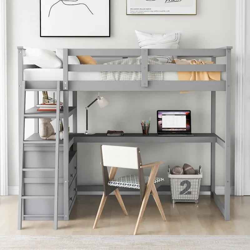 Eenpersoons hoogslaper met bureau, planken en twee laden