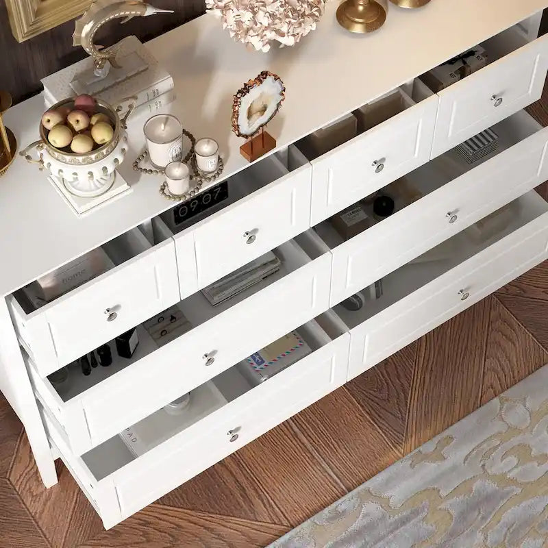 Commode met 6 lades en zilveren ronde knoppen