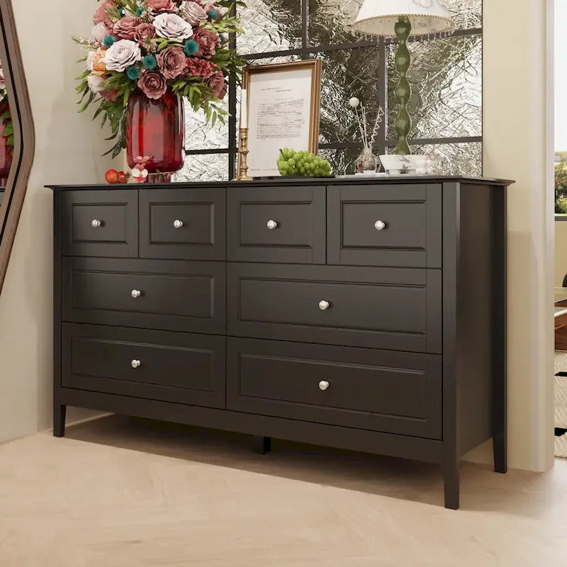 Commode met 6 lades en zilveren ronde knoppen