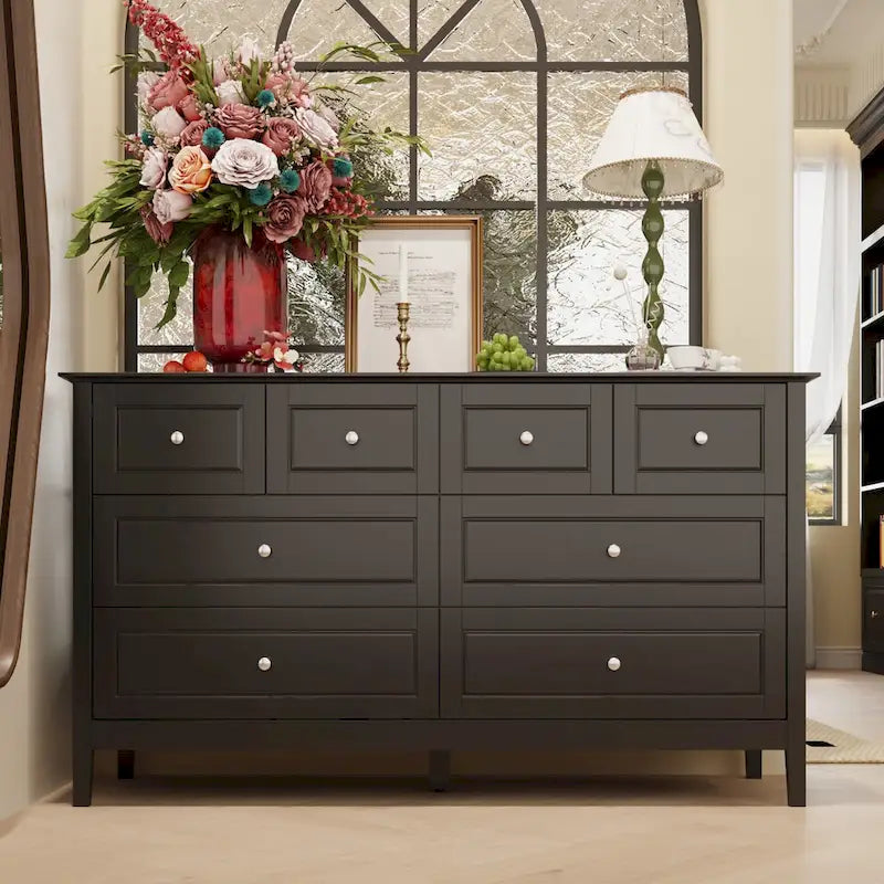 Commode met 6 lades en zilveren ronde knoppen
