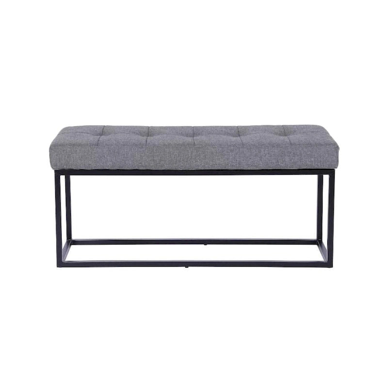Moderne gestoffeerde bank met metalen frame