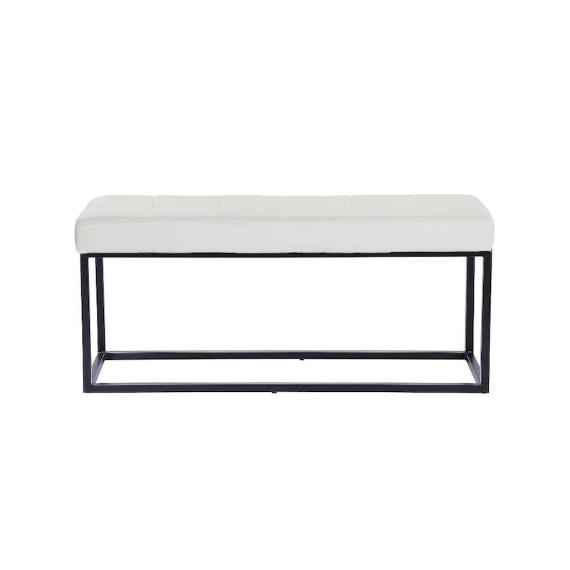 Moderne gestoffeerde bank met metalen frame