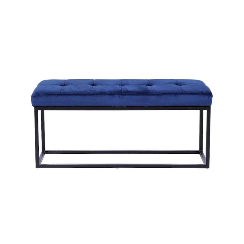 Moderne gestoffeerde bank met metalen frame