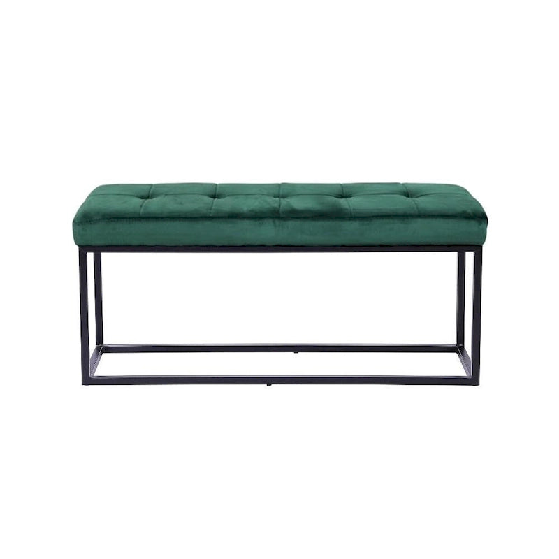 Moderne gestoffeerde bank met metalen frame