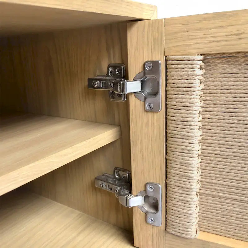 Houten TV-meubel met deuren en kabelbeheer