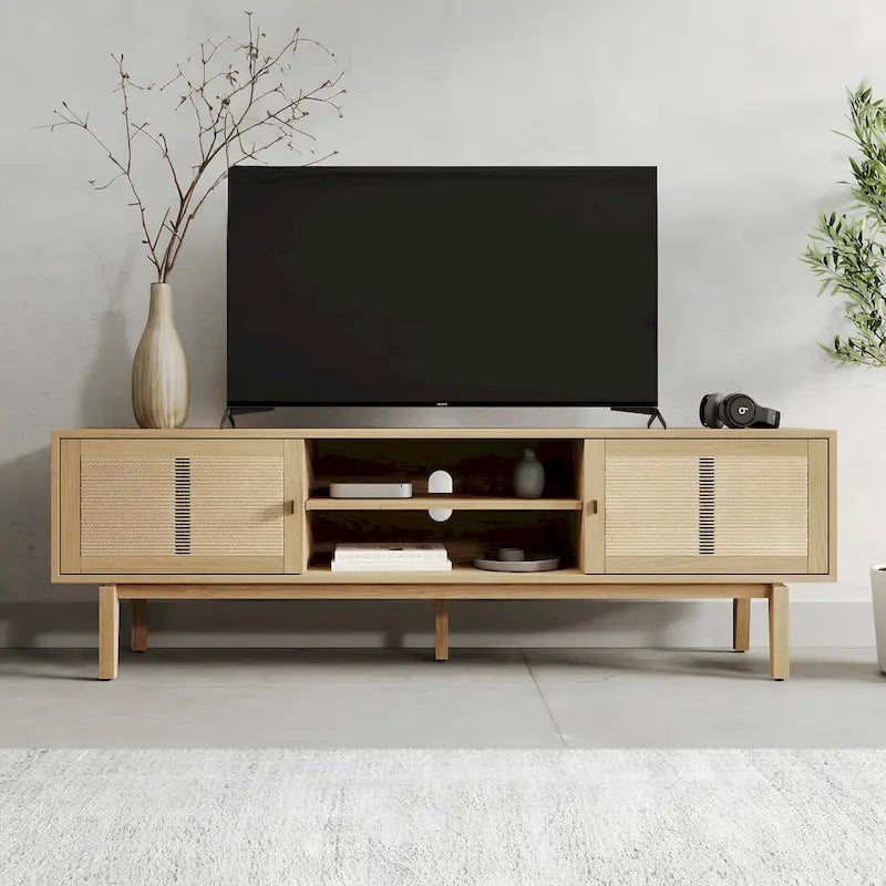Houten TV-meubel met deuren en kabelbeheer
